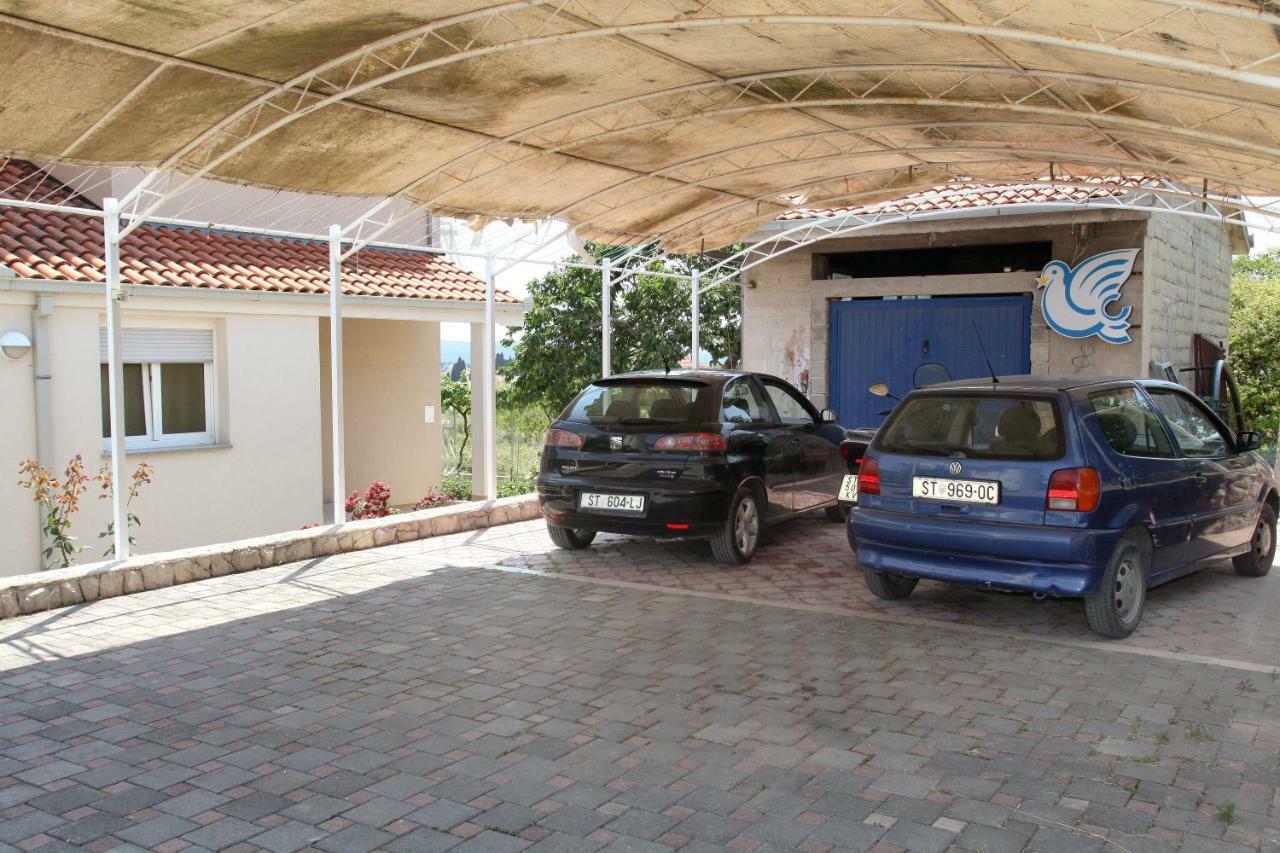 Ferienwohnung Apartman Dinka Trogir Exterior foto